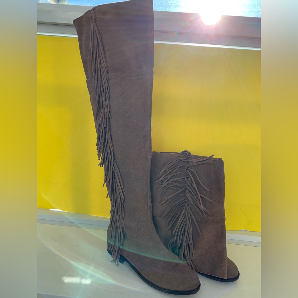 Over the knee tan fringed suede boots. Size 7